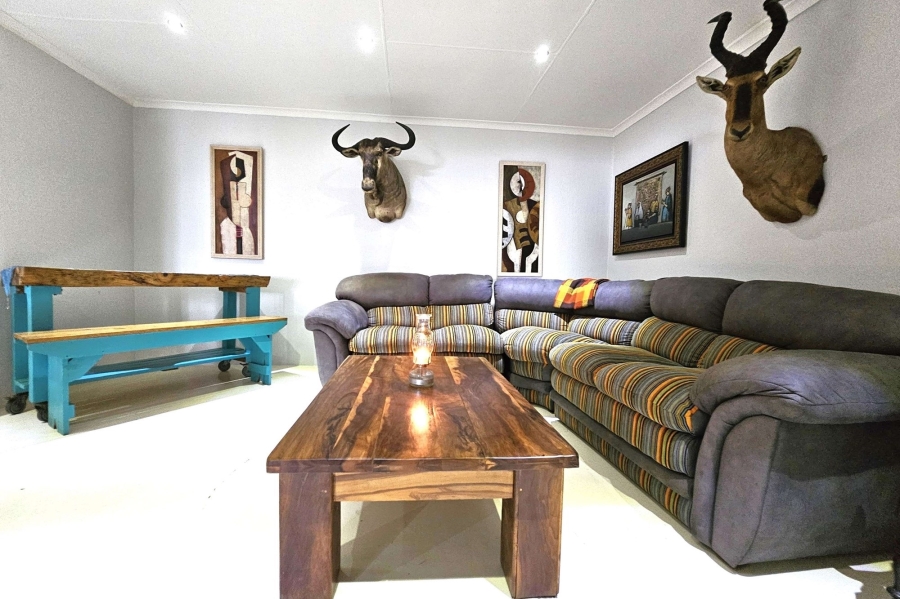 2 Bedroom Property for Sale in Wavecrest Eastern Cape